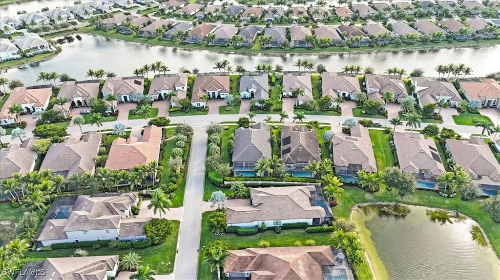 3221 Quilcene Lane Naples FL 34114