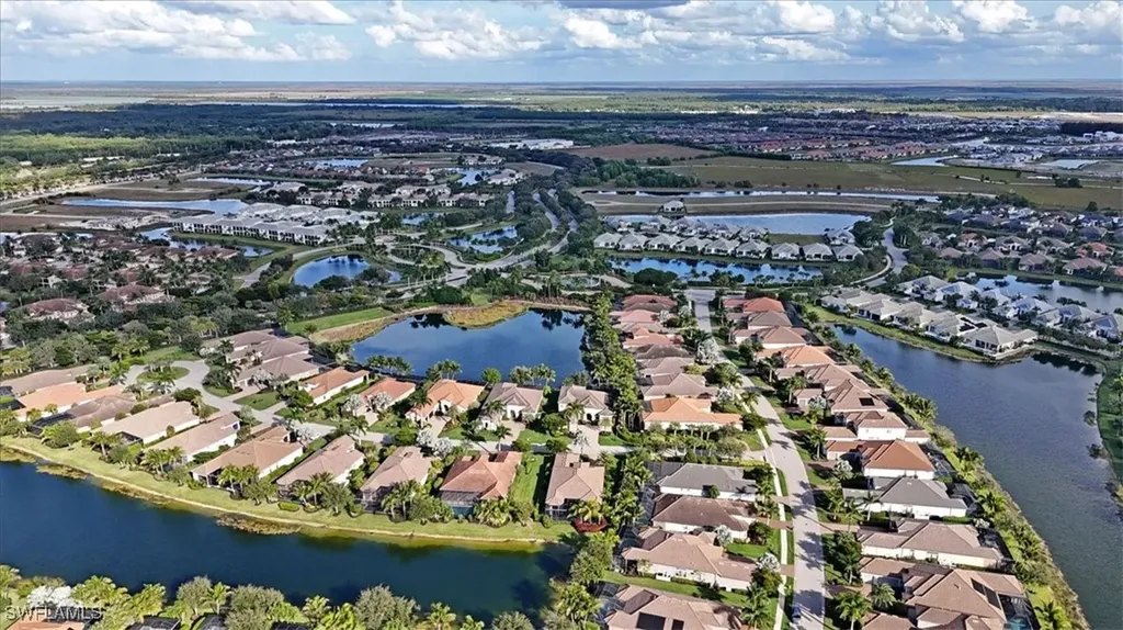 3221 Quilcene Lane Naples FL 34114