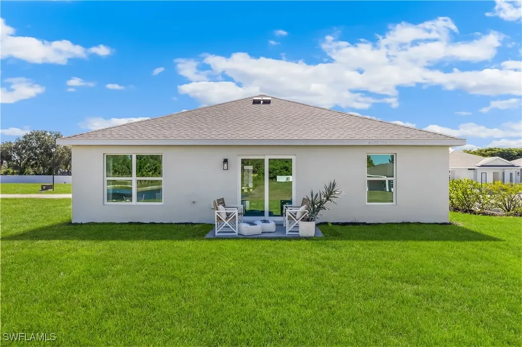 14176 Hemingway Oaks Trail Fort Myers FL 33905