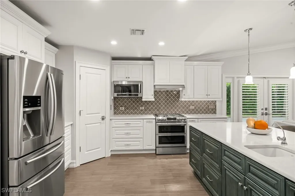 5750 Napa Woods Way Naples FL 34116