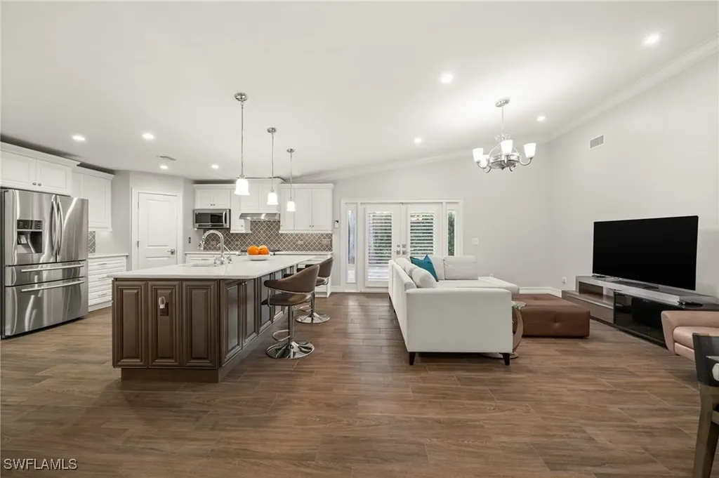 5750 Napa Woods Way Naples FL 34116