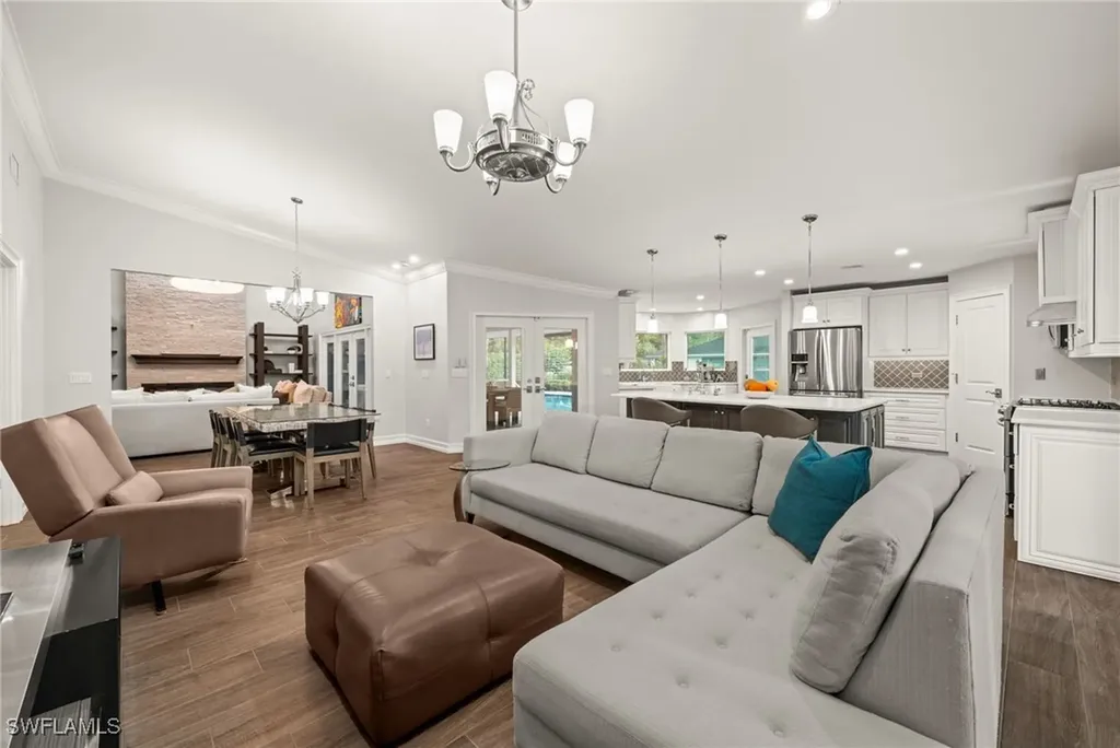 5750 Napa Woods Way Naples FL 34116