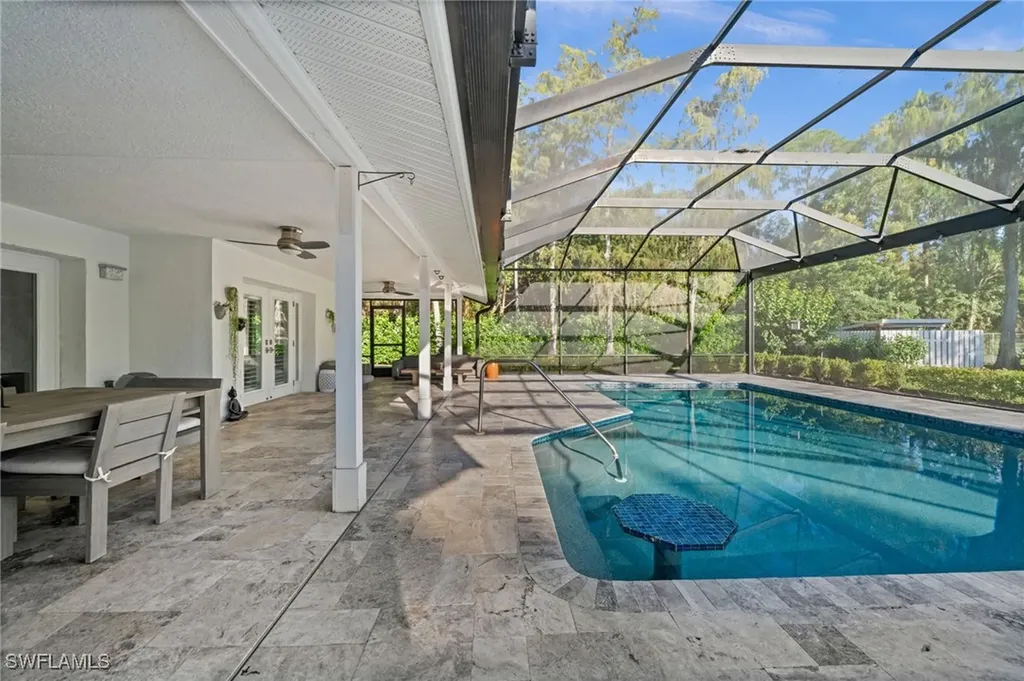 5750 Napa Woods Way Naples FL 34116