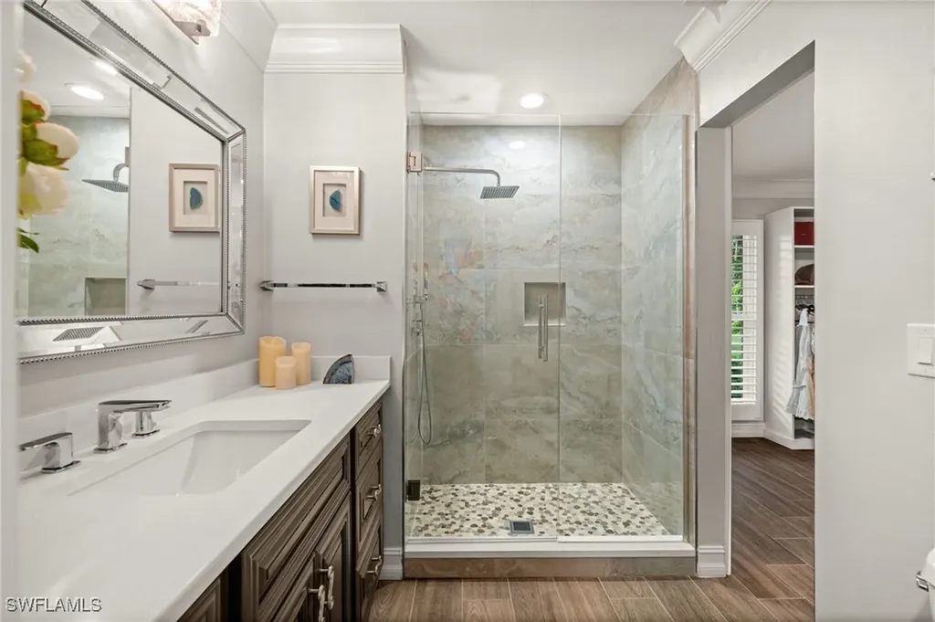 5750 Napa Woods Way Naples FL 34116