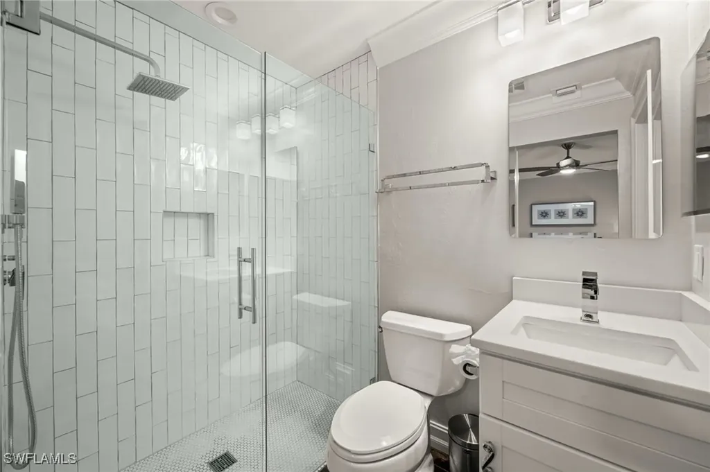 5750 Napa Woods Way Naples FL 34116