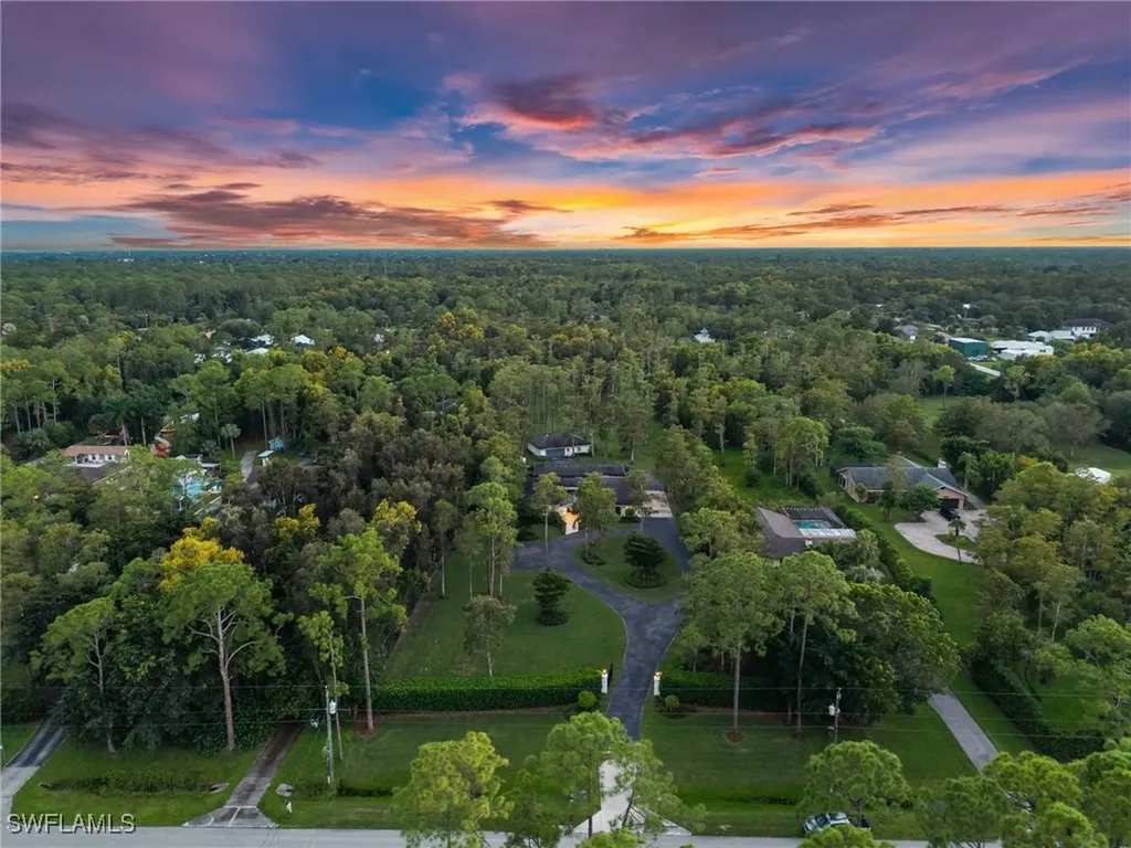5750 Napa Woods Way Naples FL 34116