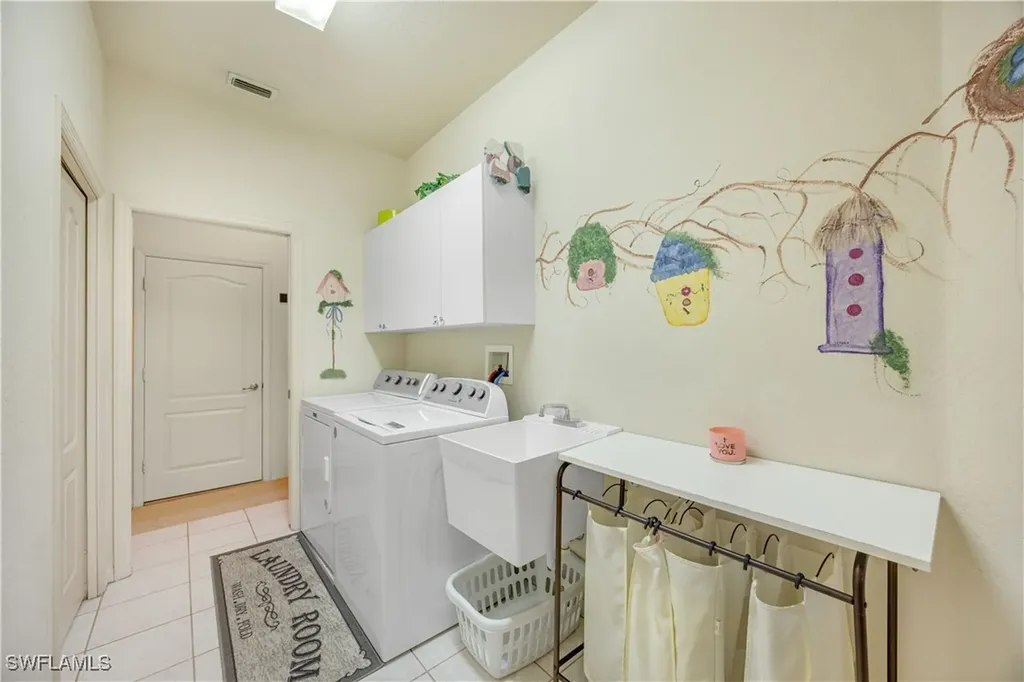 1860 22nd Avenue NE Naples FL 34120