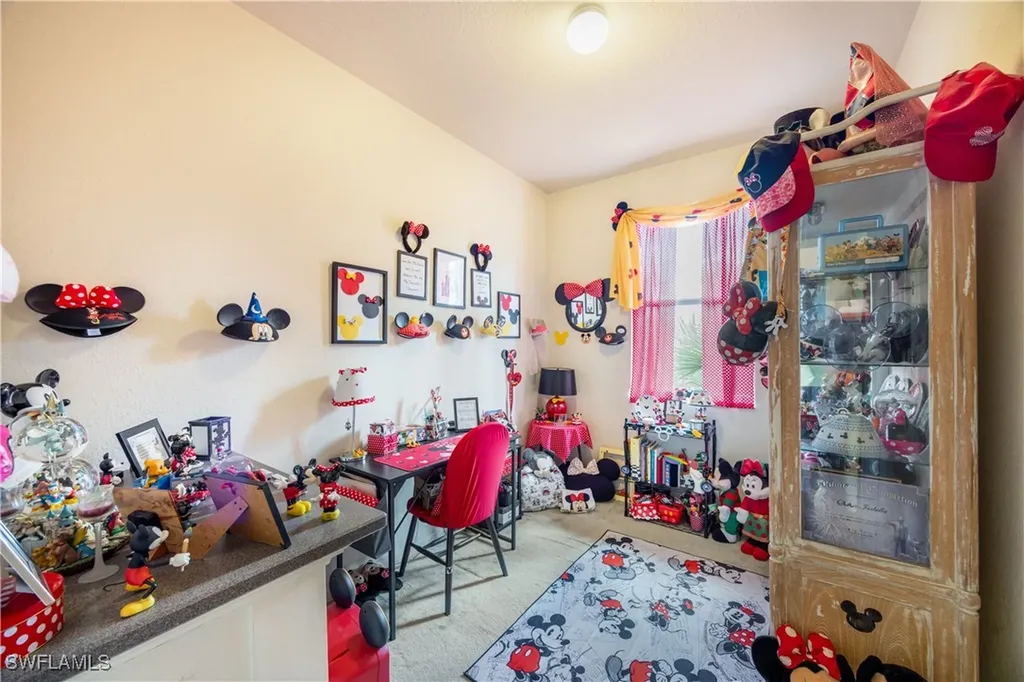 1860 22nd Avenue NE Naples FL 34120