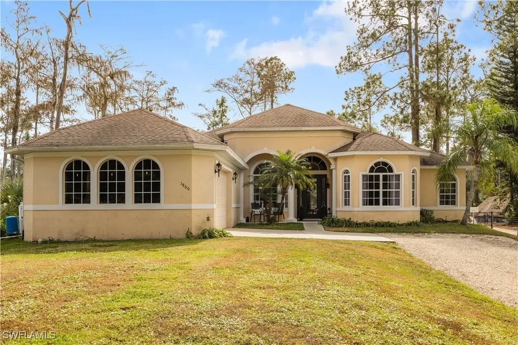 1860 22nd Avenue NE Naples FL 34120