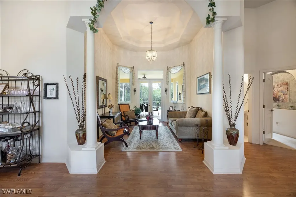 1860 22nd Avenue NE Naples FL 34120