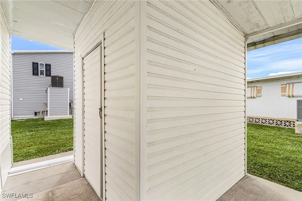 64 Sturbridge Lane Fort Myers FL 33908