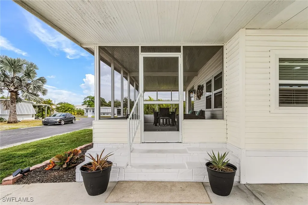 64 Sturbridge Lane Fort Myers FL 33908