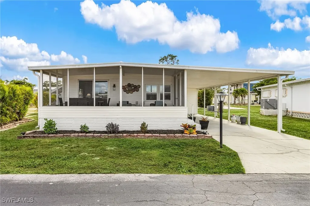 64 Sturbridge Lane Fort Myers FL 33908