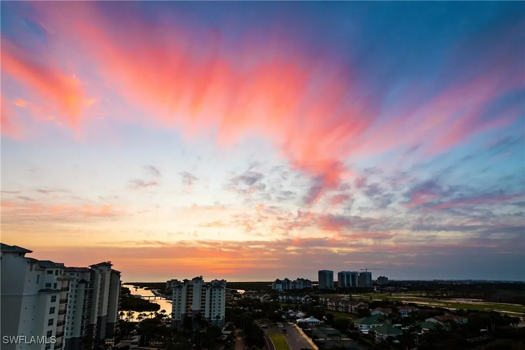 455 Cove Tower Drive Naples FL 34110