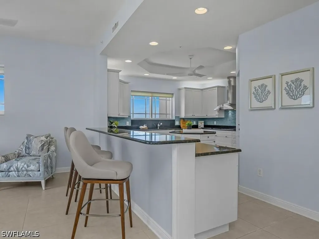455 Cove Tower Drive Naples FL 34110