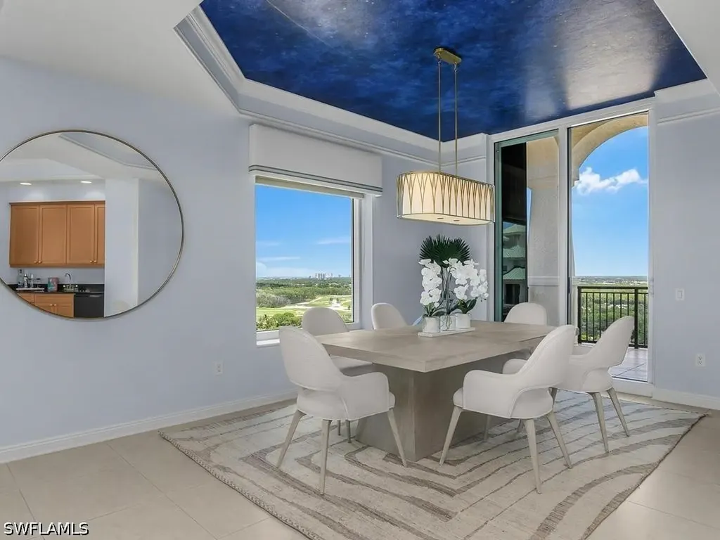 455 Cove Tower Drive Naples FL 34110