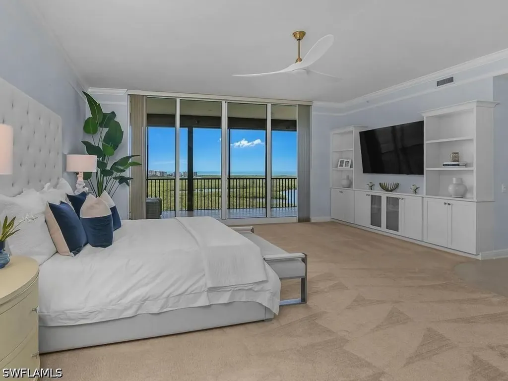 455 Cove Tower Drive Naples FL 34110