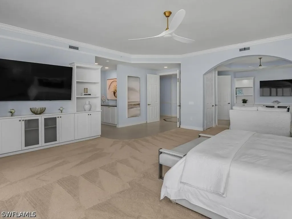 455 Cove Tower Drive Naples FL 34110