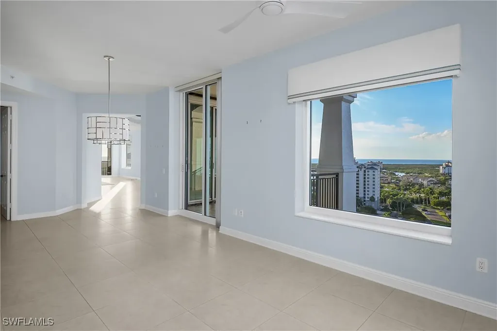 455 Cove Tower Drive Naples FL 34110