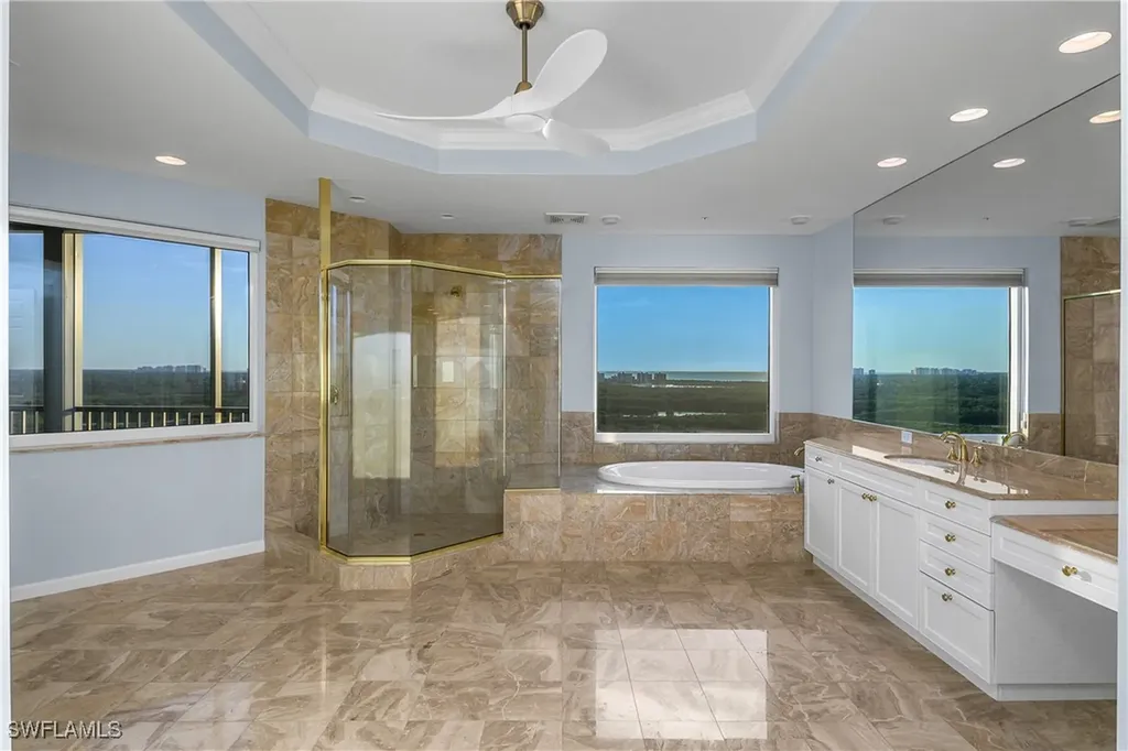 455 Cove Tower Drive Naples FL 34110