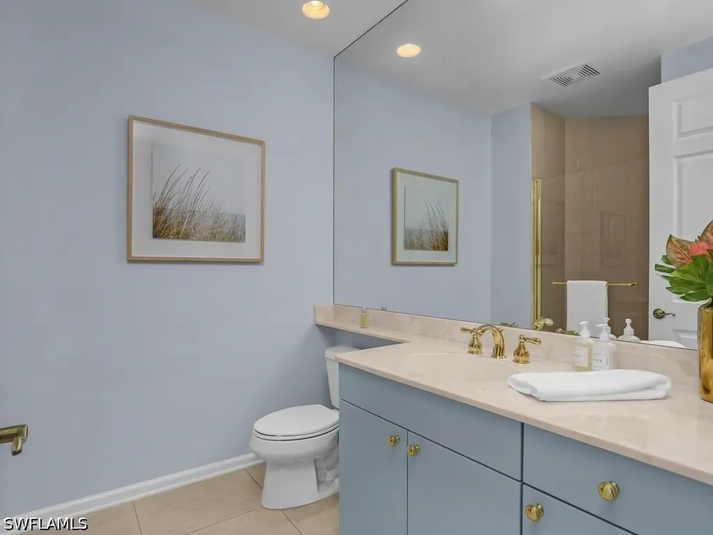 455 Cove Tower Drive Naples FL 34110