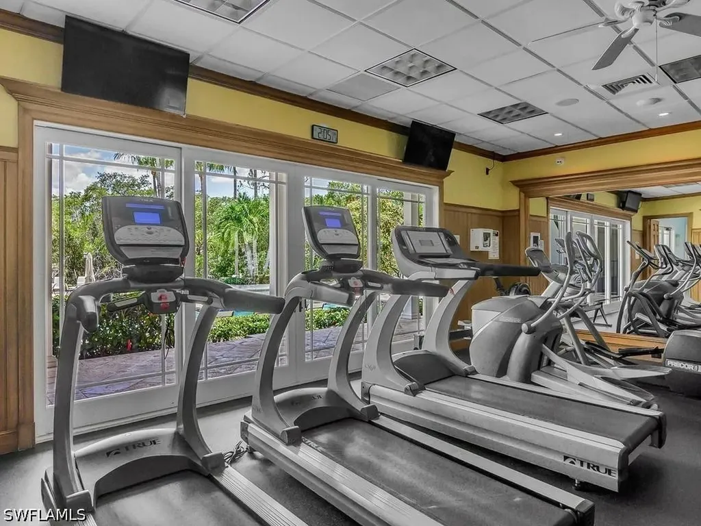 455 Cove Tower Drive Naples FL 34110