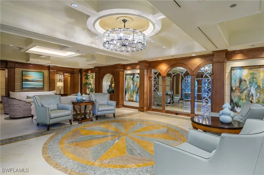 455 Cove Tower Drive Naples FL 34110