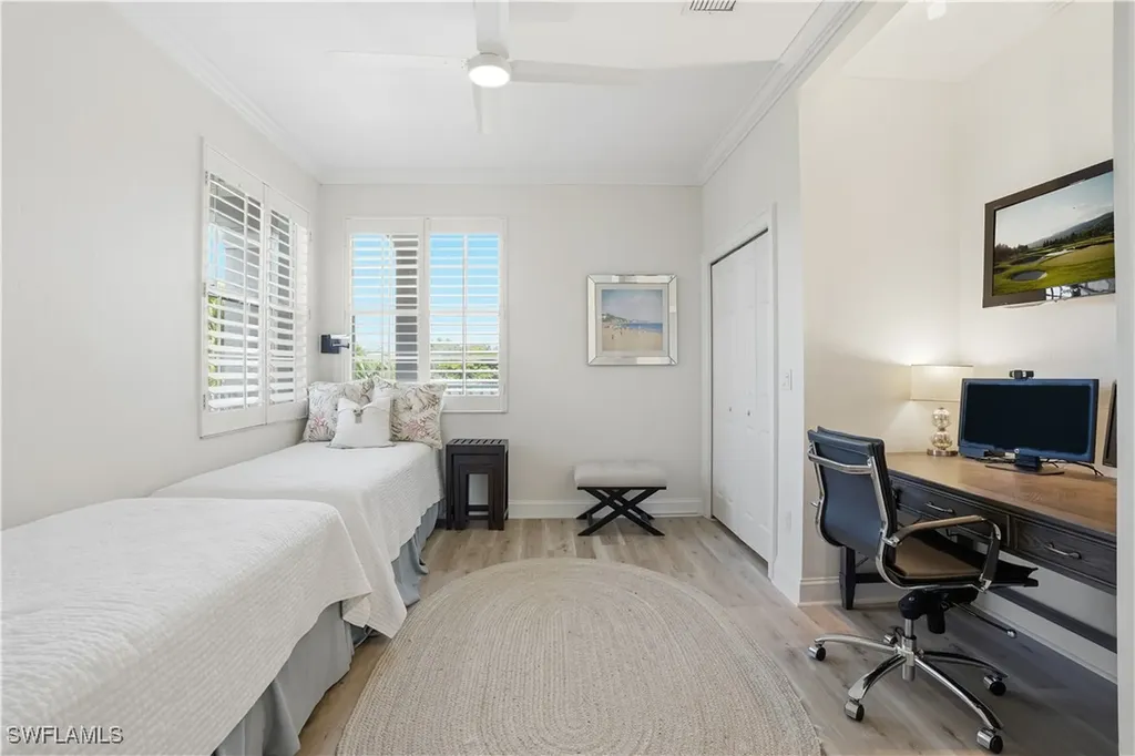 1600 Clermont Drive Naples FL 34109