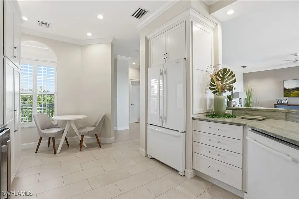 1600 Clermont Drive Naples FL 34109