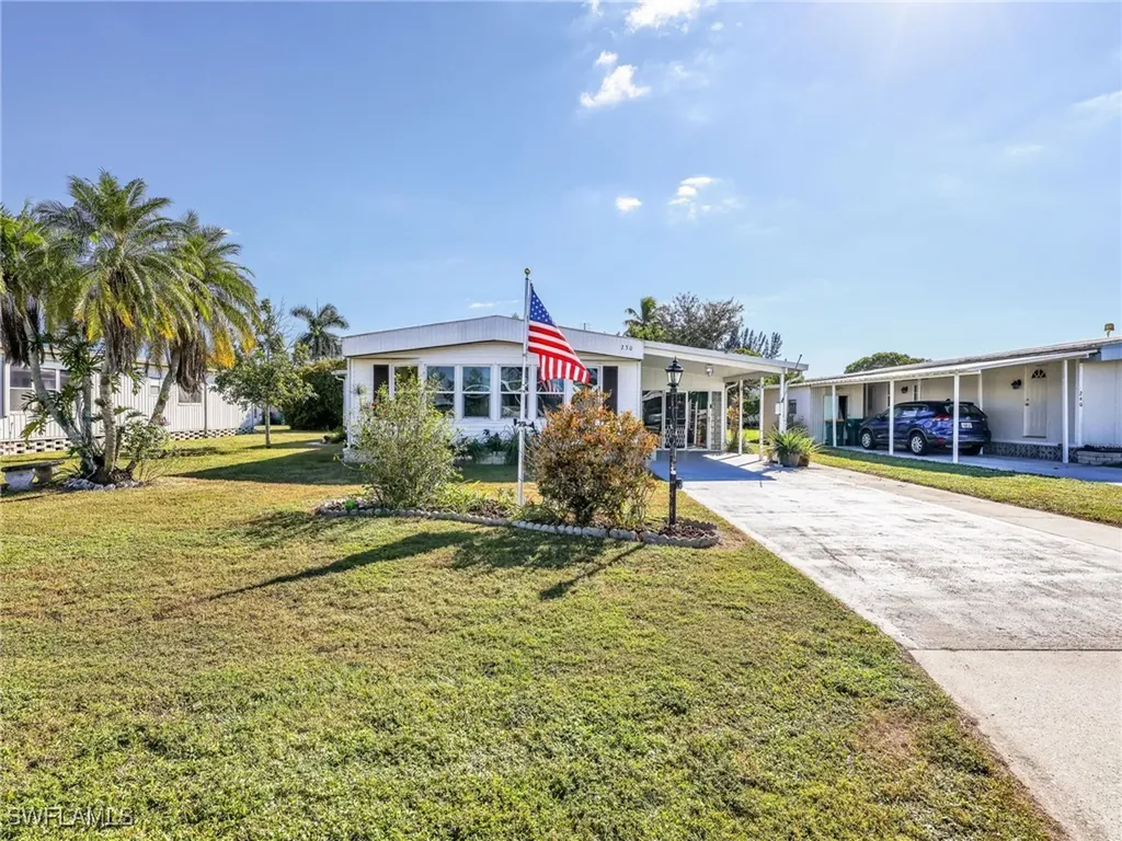 230 Matecumbe Lane Naples FL 34114