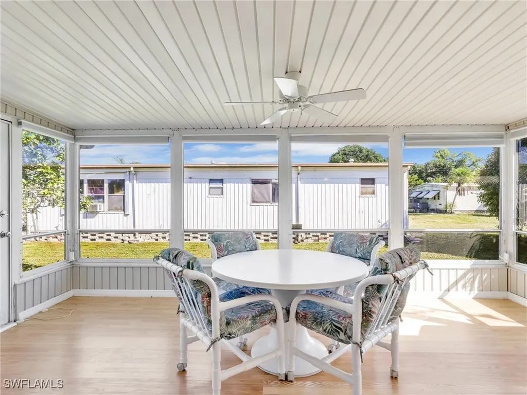 230 Matecumbe Lane Naples FL 34114