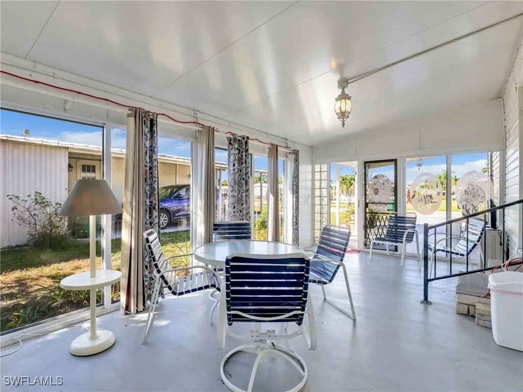 230 Matecumbe Lane Naples FL 34114