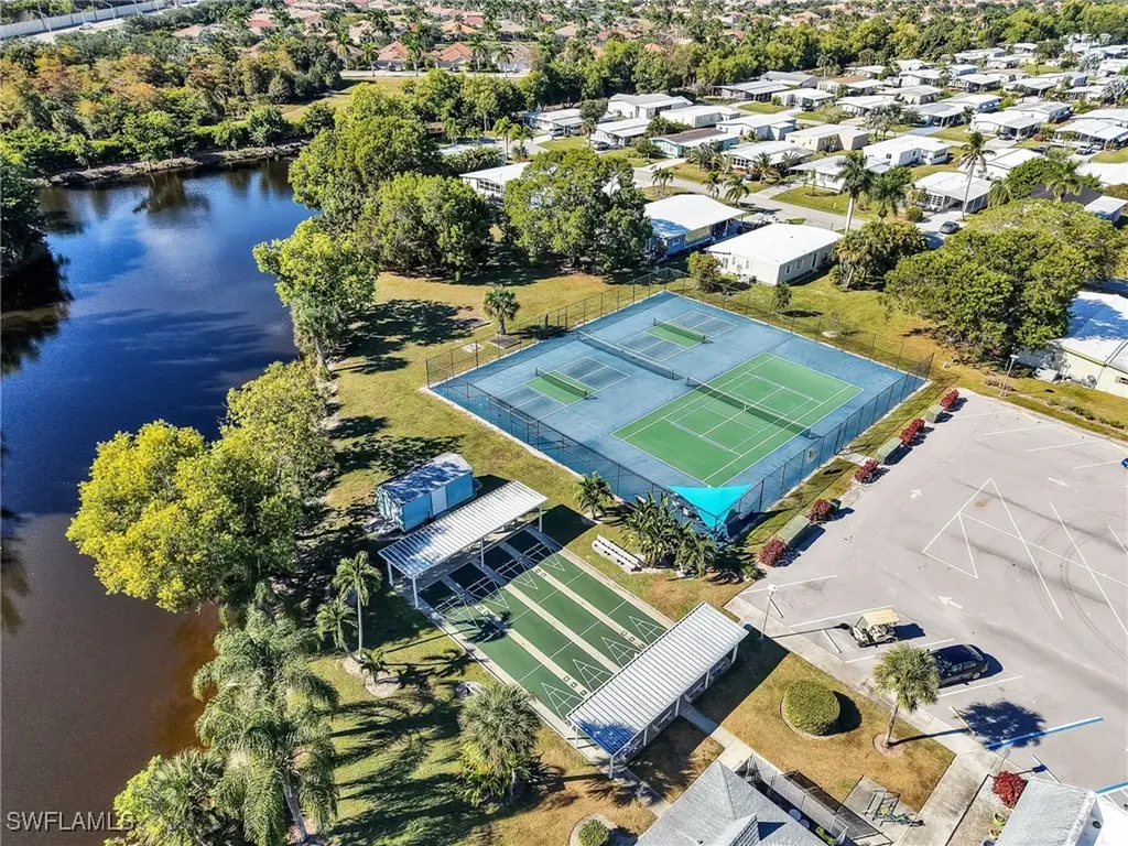 230 Matecumbe Lane Naples FL 34114