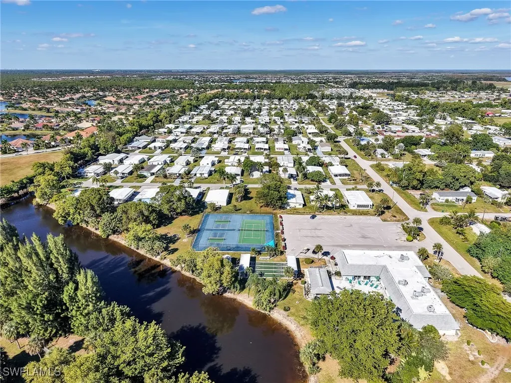 230 Matecumbe Lane Naples FL 34114