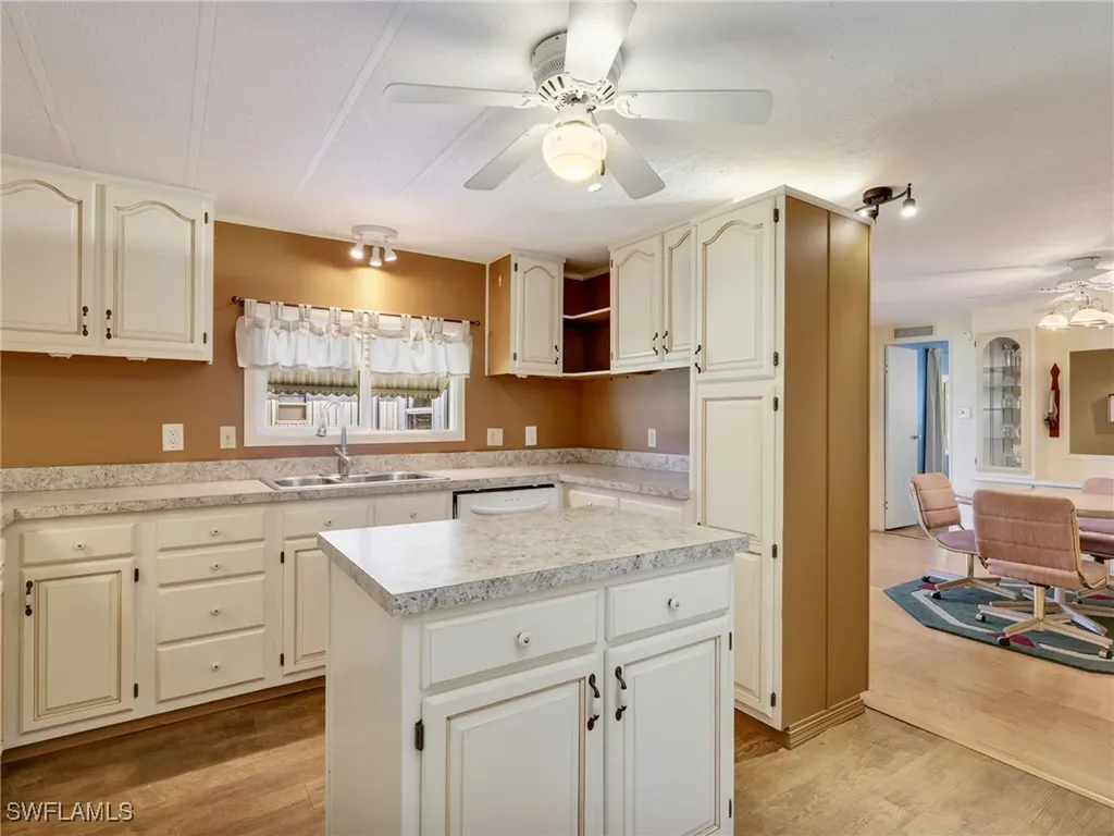 230 Matecumbe Lane Naples FL 34114