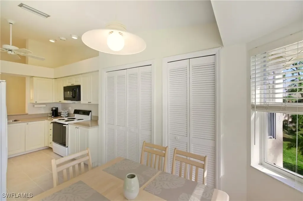 7360 Glenmoor Lane Naples FL 34104