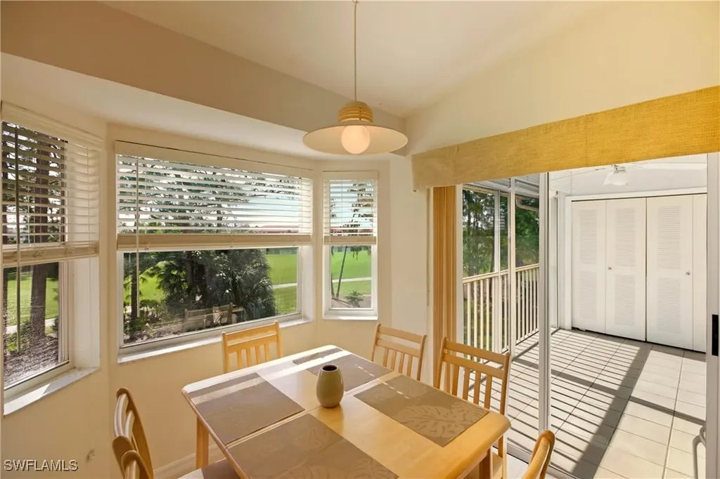 7360 Glenmoor Lane Naples FL 34104