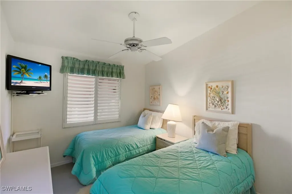 7360 Glenmoor Lane Naples FL 34104
