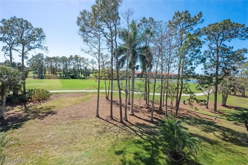 7360 Glenmoor Lane Naples FL 34104