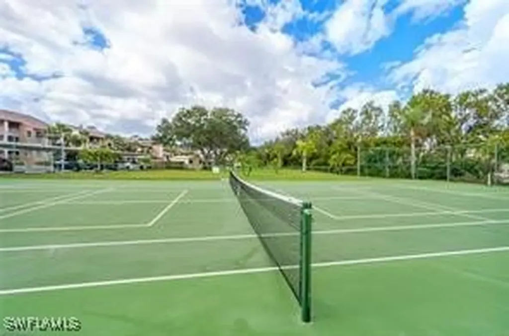 7360 Glenmoor Lane Naples FL 34104