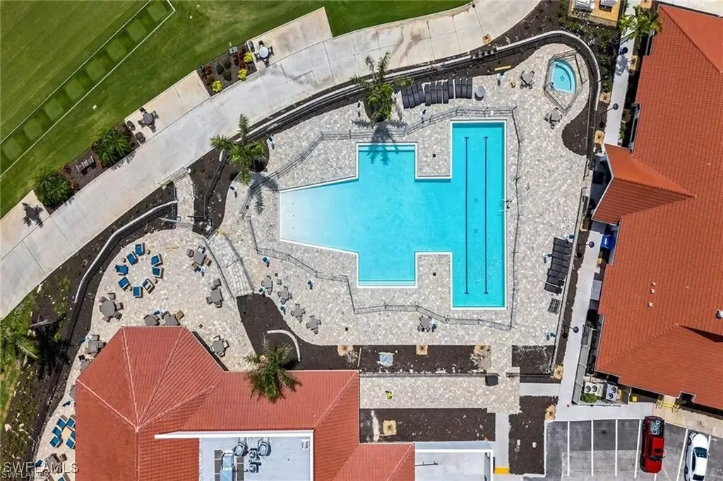 7360 Glenmoor Lane Naples FL 34104