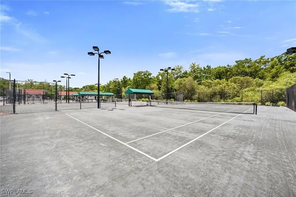 7360 Glenmoor Lane Naples FL 34104