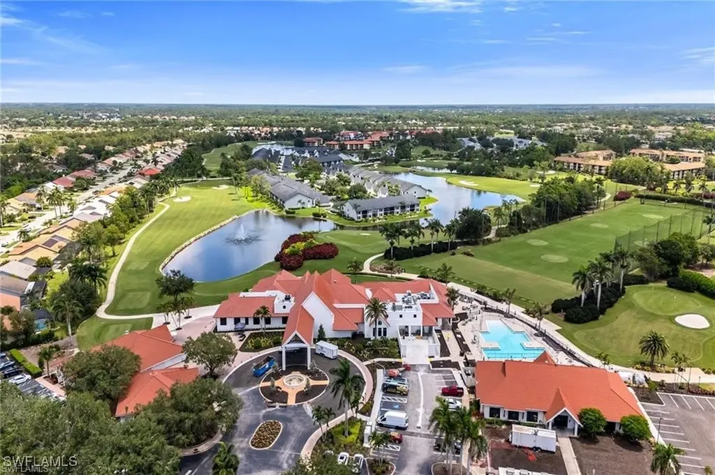 7360 Glenmoor Lane Naples FL 34104