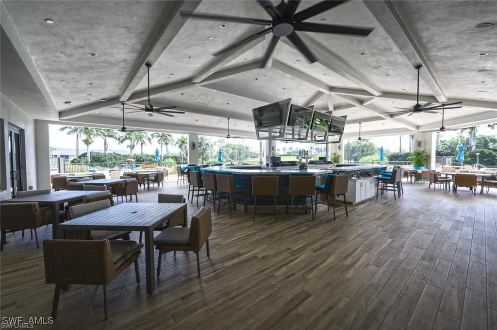 7360 Glenmoor Lane Naples FL 34104