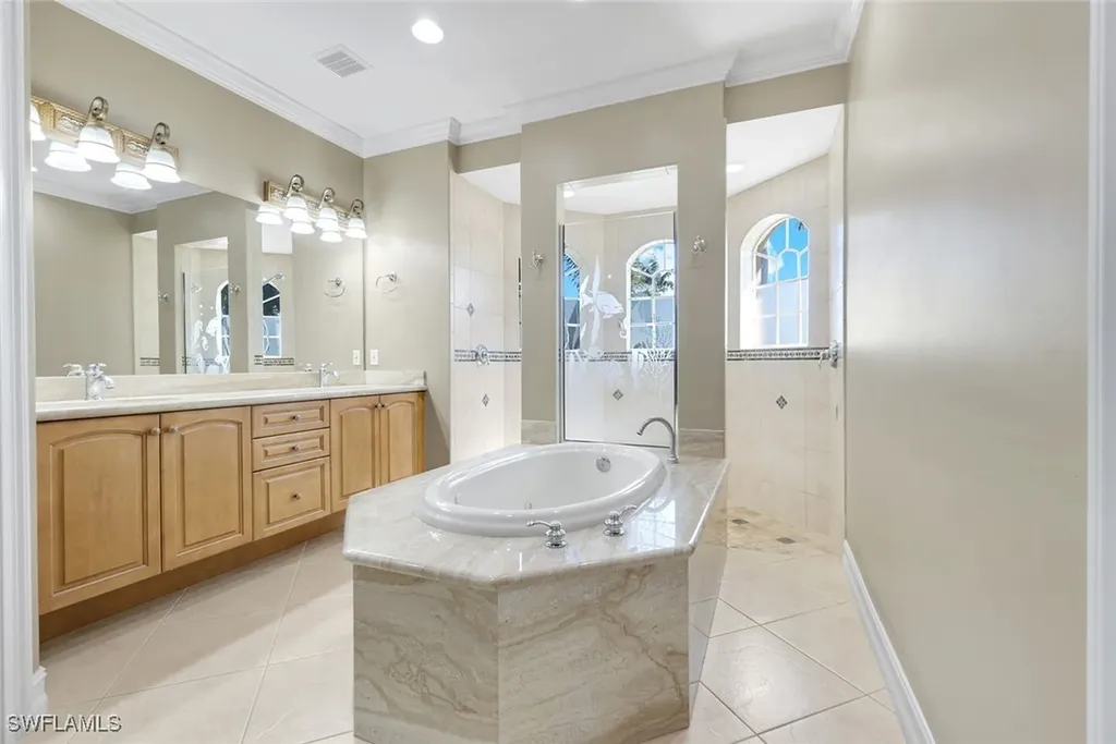 309 Rookery Court Marco Island FL 34145
