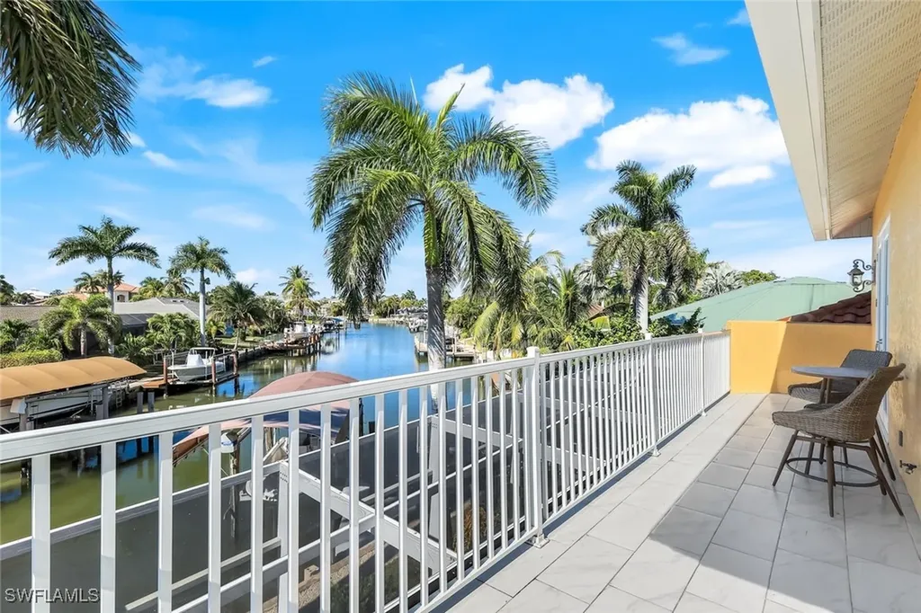 309 Rookery Court Marco Island FL 34145