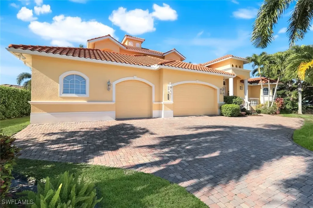 309 Rookery Court Marco Island FL 34145