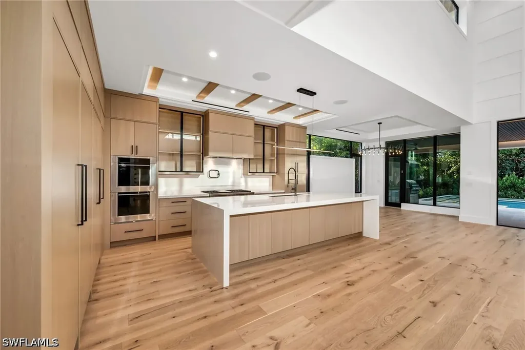 1227 10th Avenue N Naples FL 34102