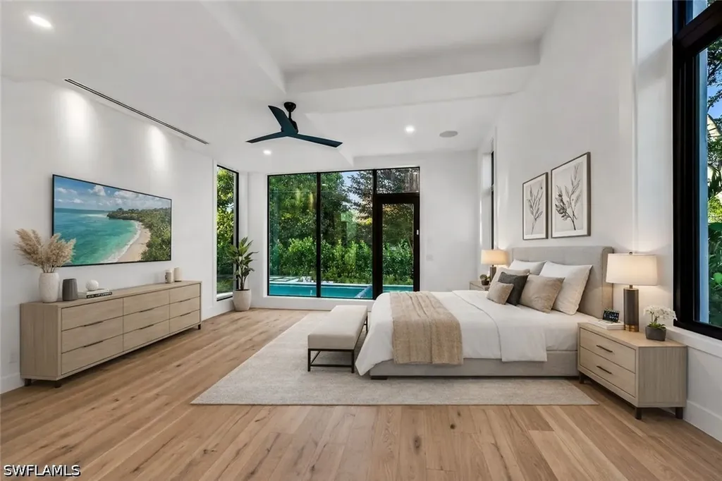 1227 10th Avenue N Naples FL 34102