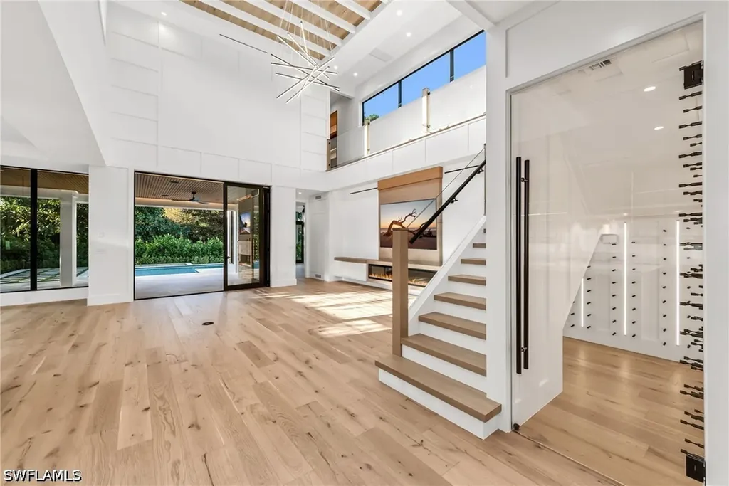 1227 10th Avenue N Naples FL 34102